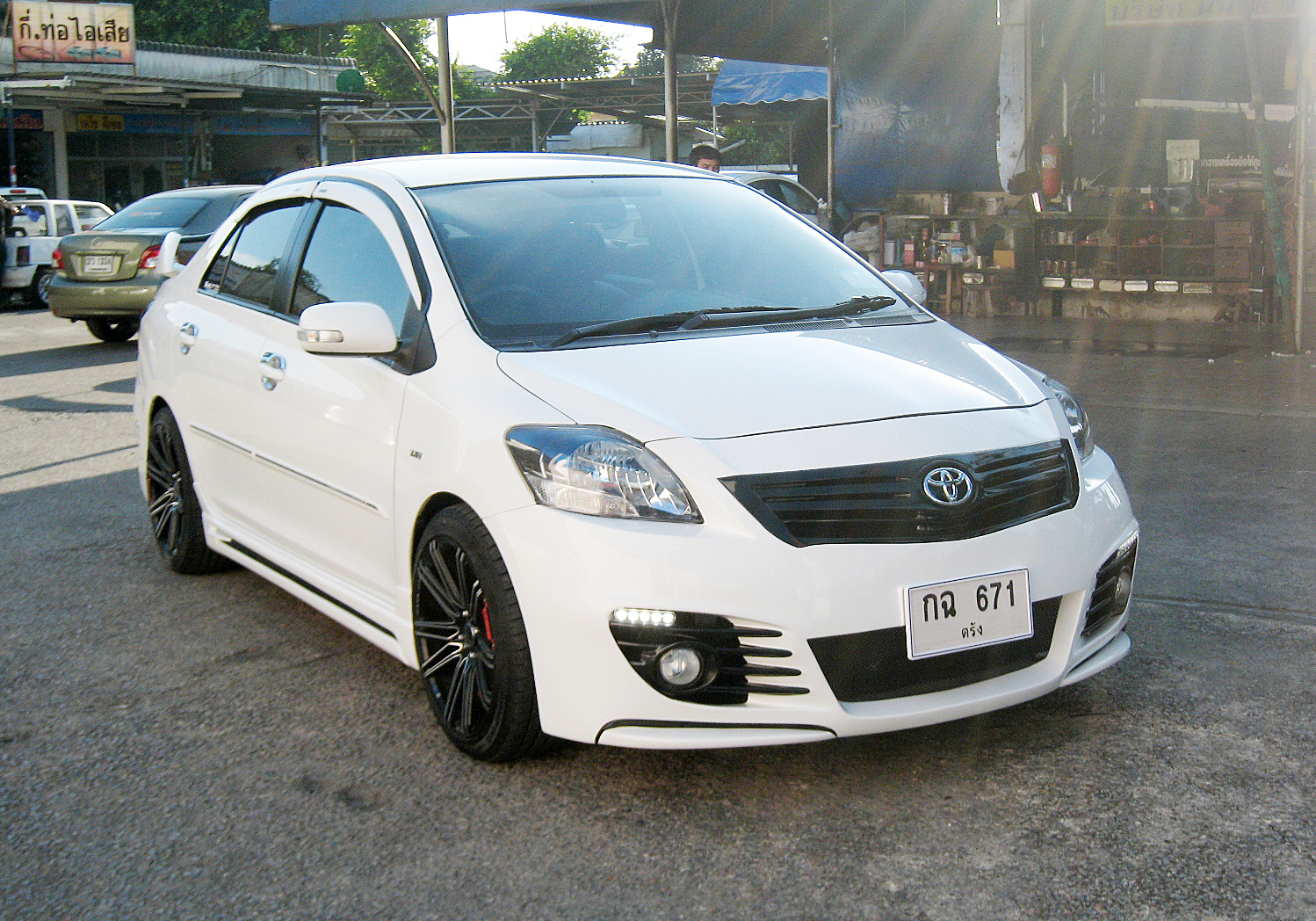 ชุดแต่ง Vios2007-2012 รุ่น R8